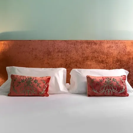 Mistro House - By Sleep In