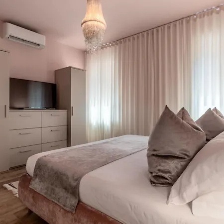 Mistro House - By Sleep In بيت للعطل مورانو