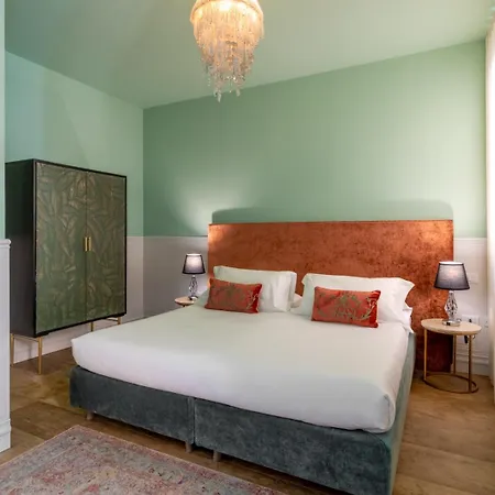 Mistro House - By Sleep In *