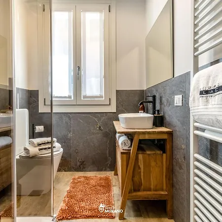 Mistro House & Courtyard - By Sleep In Nyaraló